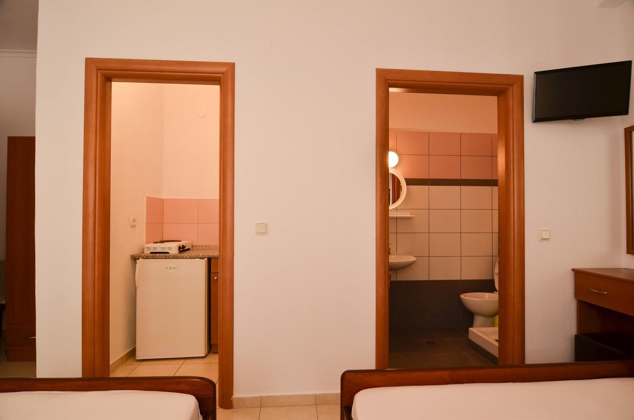 Giannis Hotel Paralía Dış mekan fotoğraf
